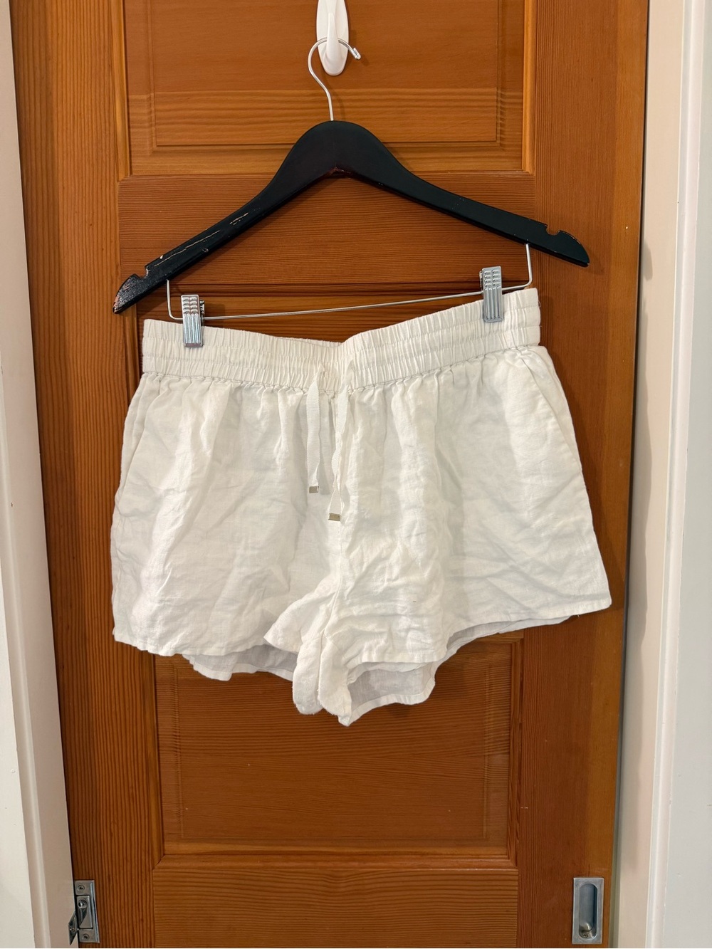 Cami NYC White Linen Drawstring Athletic Shorts